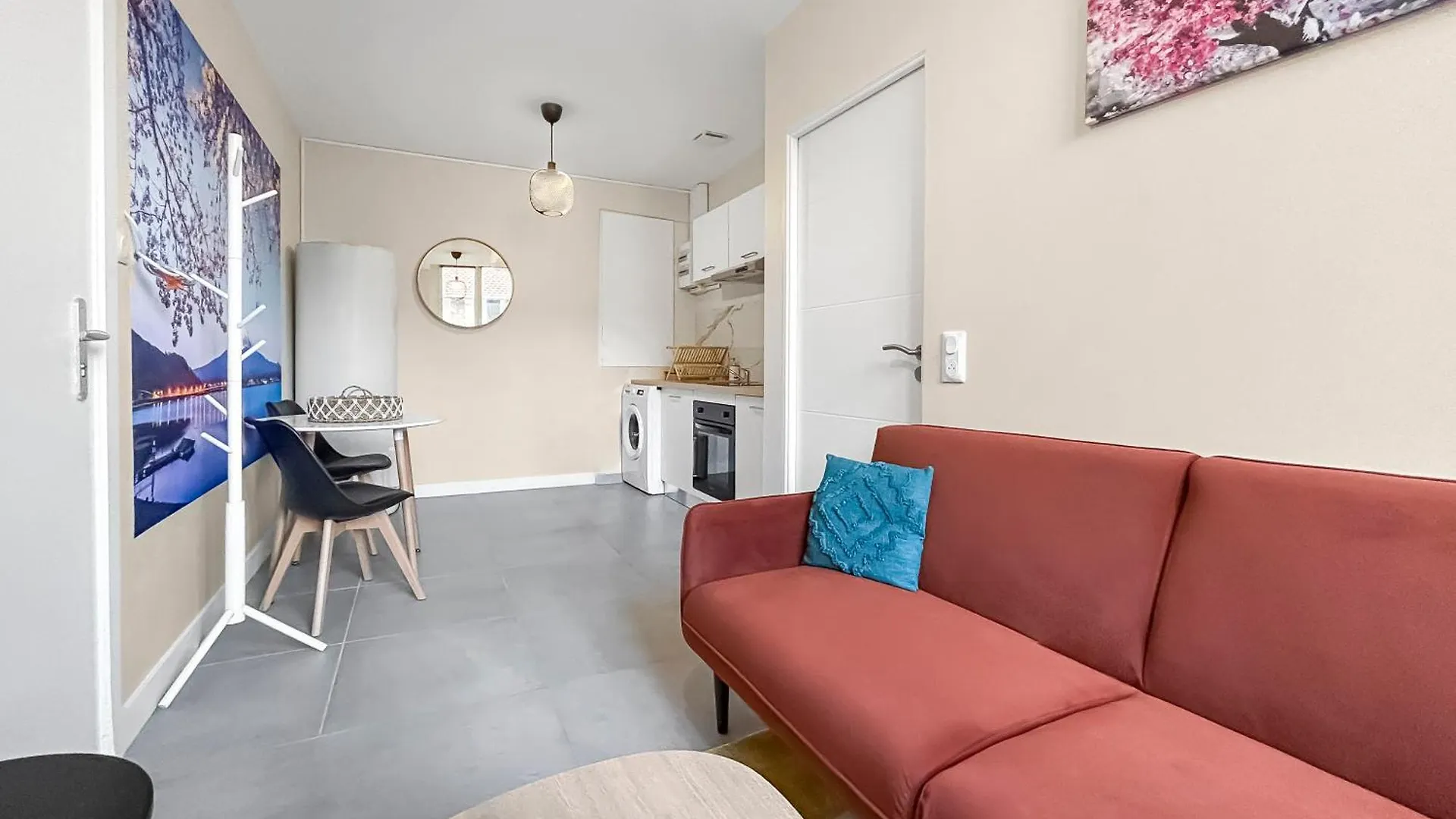 Appartement Baignoire Balneo Avec Climatisation à Saint-Etienne  Saint-Etienne (Loire)