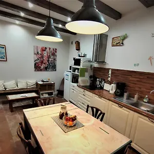 https://moissac-la-coquille-a-deux-pas-de-labbaye.midi-pyreneeshotels.com